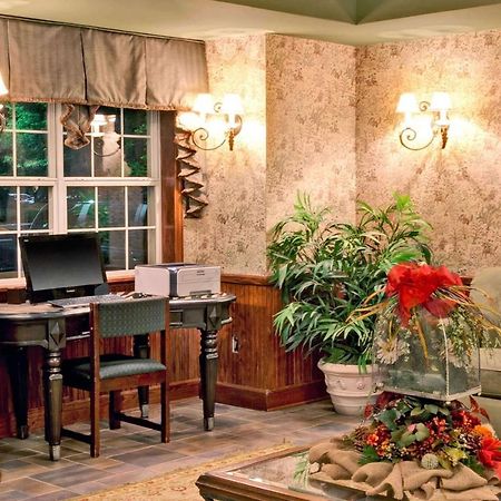 Microtel Inn & Suites By Wyndham Perimeter Center サンディスプリングス エクステリア 写真