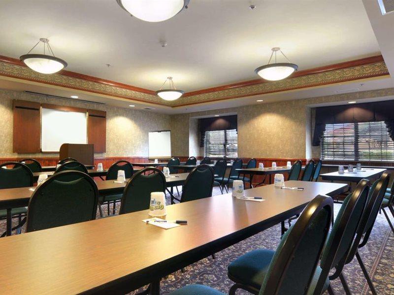 Microtel Inn & Suites By Wyndham Perimeter Center サンディスプリングス エクステリア 写真