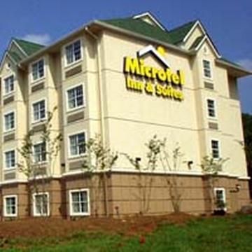Microtel Inn & Suites By Wyndham Perimeter Center サンディスプリングス エクステリア 写真