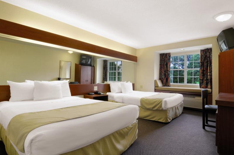 Microtel Inn & Suites By Wyndham Perimeter Center サンディスプリングス 部屋 写真